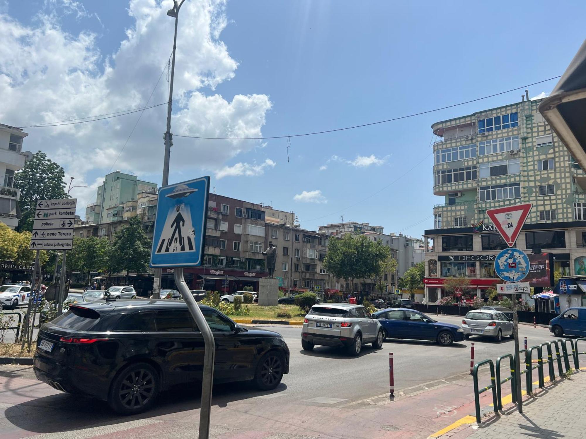 Blloku Tirana Studio Eksteriør billede